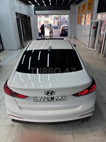 Hyundai Elantra 2017, 131,966 km - 1.6 l - Bakı