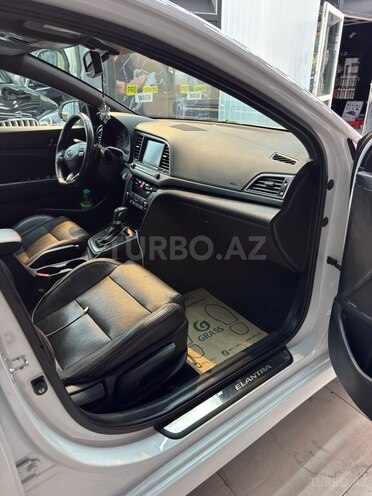 Hyundai Elantra 2017, 131,966 km - 1.6 l - Bakı