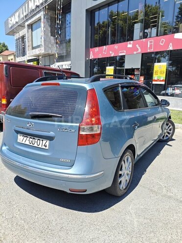 Hyundai i30 2009, 365,500 km - 1.6 l - İsmayıllı