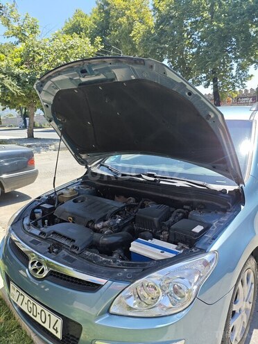 Hyundai i30 2009, 365,500 km - 1.6 l - İsmayıllı
