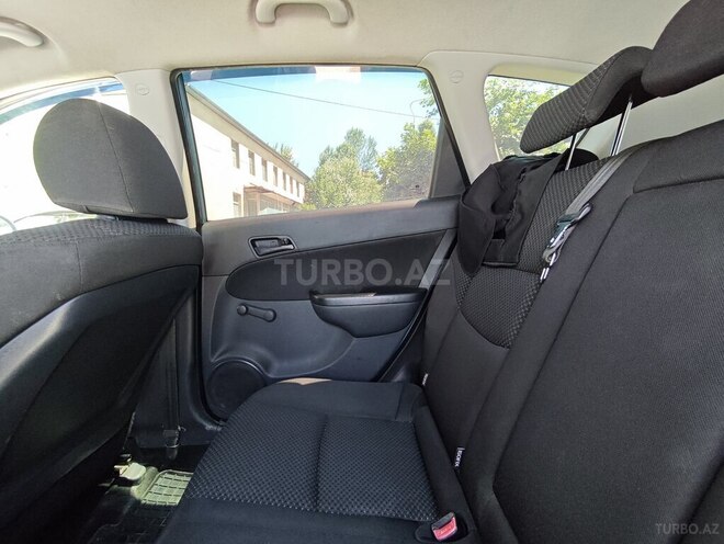 Hyundai i30 2009, 365,500 km - 1.6 l - İsmayıllı