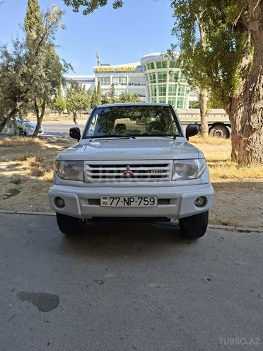 Mitsubishi Pajero io 1999, 470,000 km - 1.8 l - Bakı