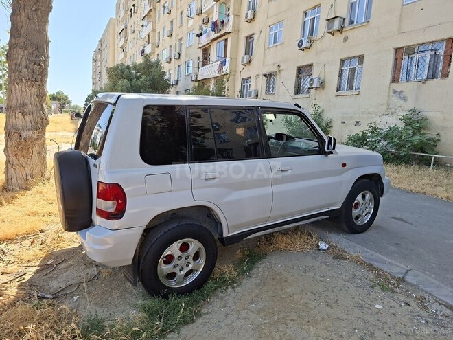 Mitsubishi Pajero io 1999, 470,000 km - 1.8 l - Bakı