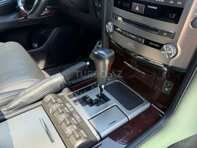 Lexus LX 570 2014, 147,000 km - 5.7 l - Bakı