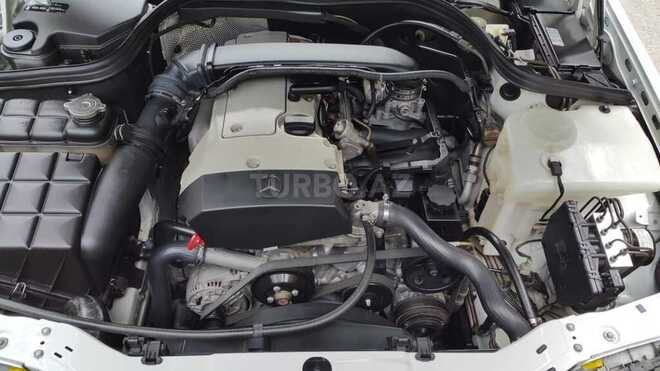 Mercedes 200 2000, 120,000 km - 2.0 л - Bakı