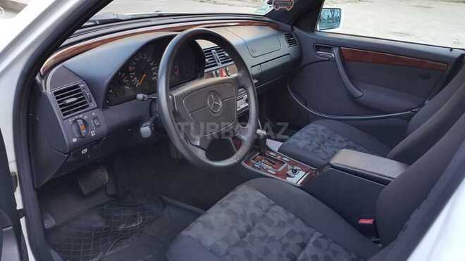 Mercedes 200 2000, 120,000 km - 2.0 л - Bakı