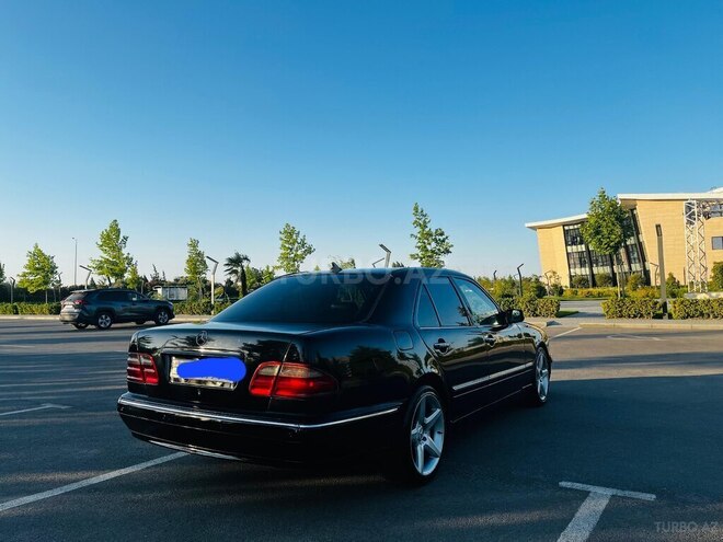 Mercedes E 270 2000, 300,000 km - 2.7 l - Bakı