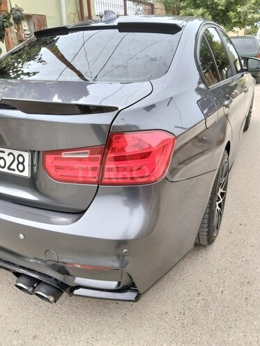 BMW 328 2014, 299,000 km - 2.0 l - Quba