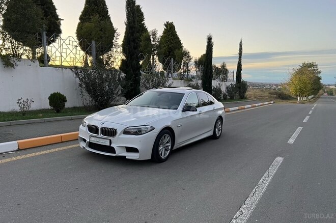 BMW 528 2015, 280,000 km - 2.0 l - Gəncə