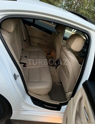 BMW 528 2015, 280,000 km - 2.0 l - Gəncə