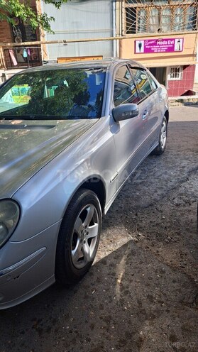 Mercedes E 240 2002, 248,500 km - 2.6 l - Bakı