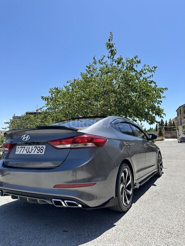 Hyundai Elantra 2018, 159,325 km - 2.0 л - Bakı