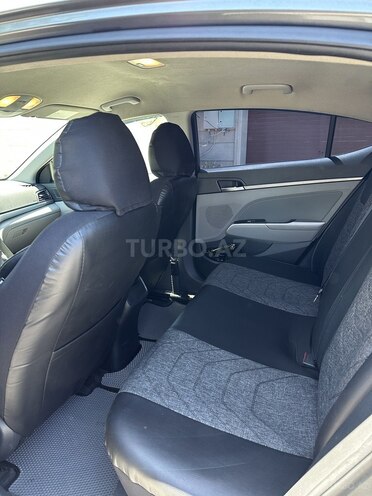 Hyundai Elantra 2018, 159,325 km - 2.0 л - Bakı