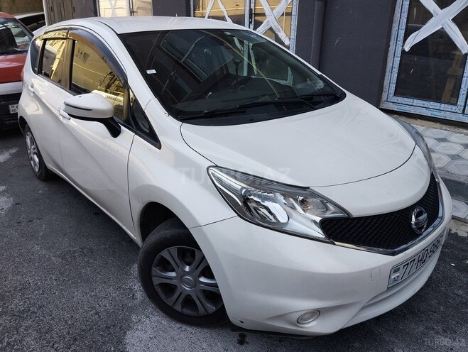Nissan Note-1