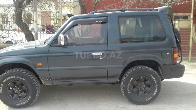 Mitsubishi Pajero 1993, 150,000 km - 3.0 l - Bakı