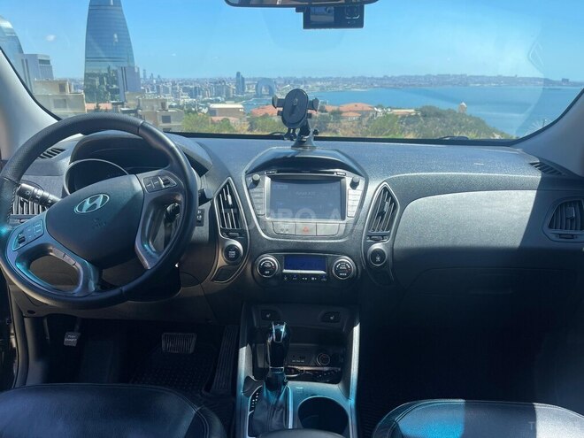 Hyundai ix35 2014, 199,500 km - 2.0 л - Bakı