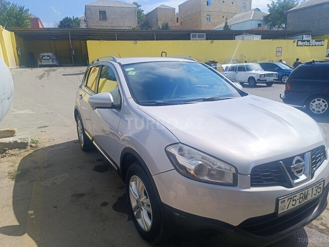 Nissan Qashqai 2010, 226,000 km - 2.0 л - Bakı