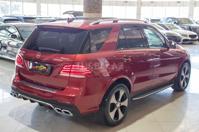 Mercedes GLE 350 4MATIC-7