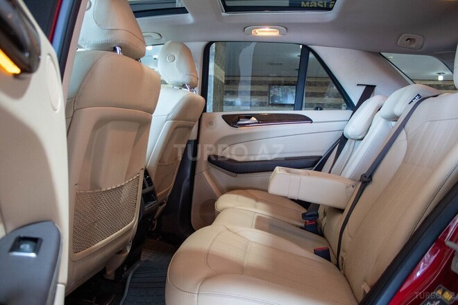 Mercedes GLE 350 4MATIC-13