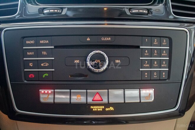 Mercedes GLE 350 4MATIC-21