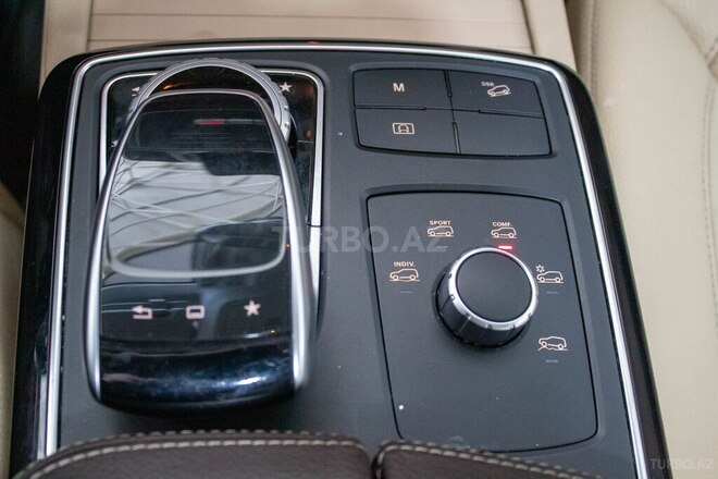 Mercedes GLE 350 4MATIC-22