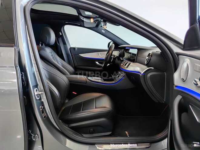 Mercedes E 300 de-34