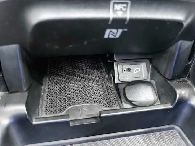 Mercedes E 300 de-24
