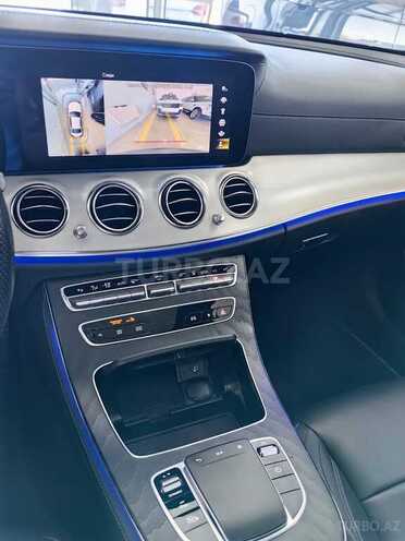 Mercedes E 300 de-15