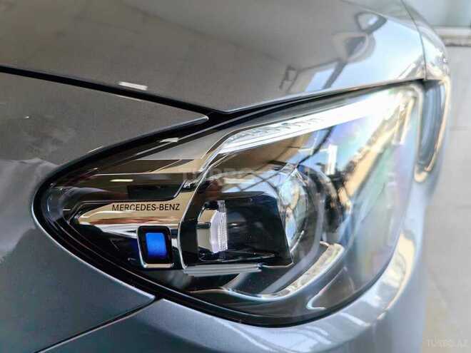 Mercedes E 300 de-6