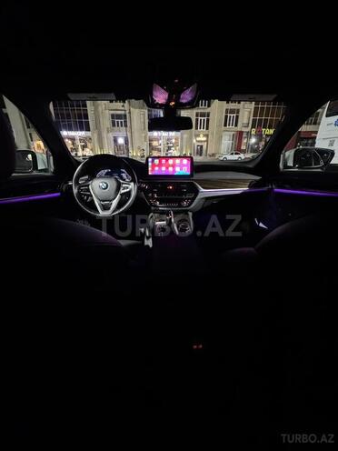 BMW 530e 2023, 67,000 km - 2.0 l - Bakı