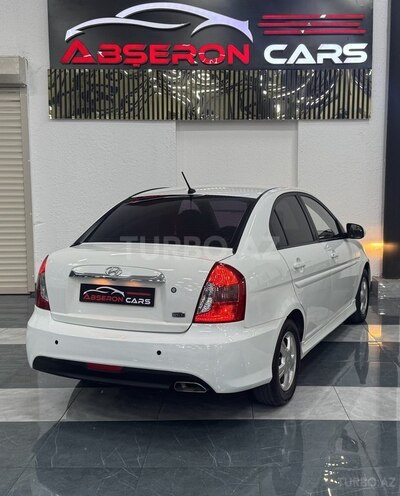 Hyundai Accent 2010, 300,000 km - 1.5 l - Sumqayıt
