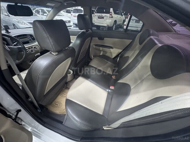 Hyundai Accent 2010, 300,000 km - 1.5 l - Sumqayıt