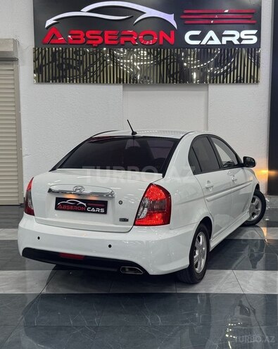 Hyundai Accent 2010, 300,000 km - 1.5 l - Sumqayıt
