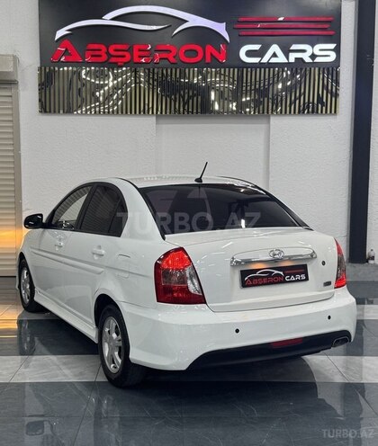 Hyundai Accent 2010, 300,000 km - 1.5 l - Sumqayıt