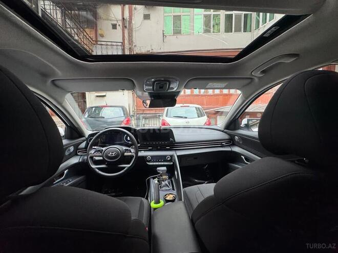 Hyundai Elantra 2024, 33,000 km - 1.6 л - Bakı