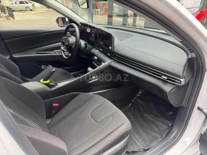 Hyundai Elantra 2024, 33,000 km - 1.6 л - Bakı