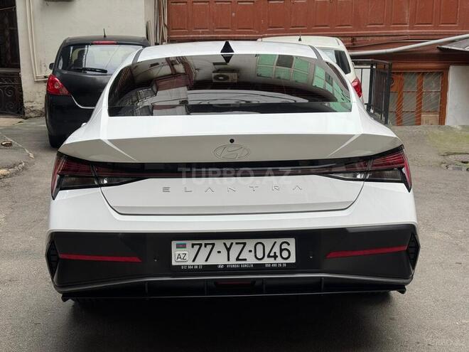Hyundai Elantra 2024, 33,000 km - 1.6 л - Bakı