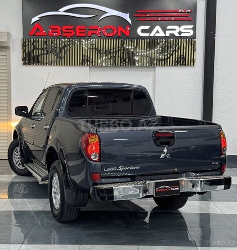 Mitsubishi L200 2008, 295,000 km - 2.5 l - Sumqayıt