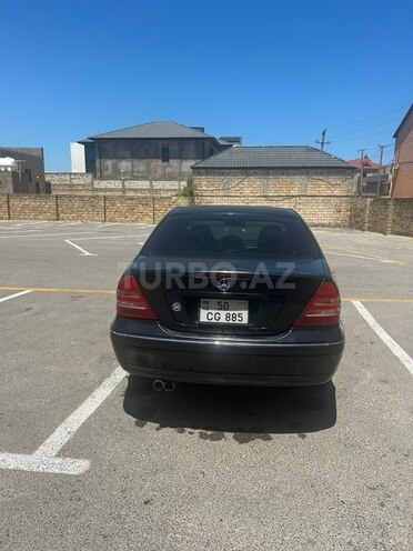 Mercedes C 240 2003, 125,000 km - 2.6 l - Bakı