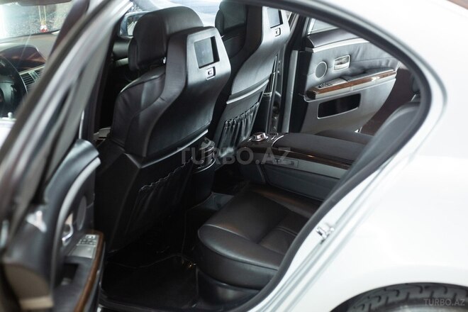 BMW 740 2005, 295,000 km - 4.0 l - Sumqayıt