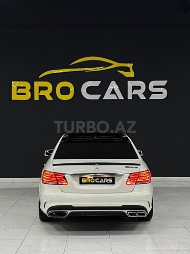 Mercedes E 200 2010, 226,311 km - 1.8 l - Sumqayıt