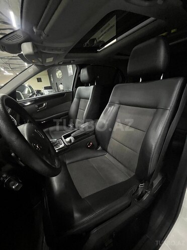 Mercedes E 200 2010, 226,311 km - 1.8 l - Sumqayıt