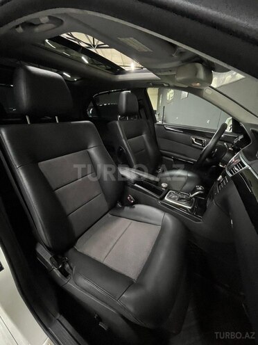 Mercedes E 200 2010, 226,311 km - 1.8 l - Sumqayıt
