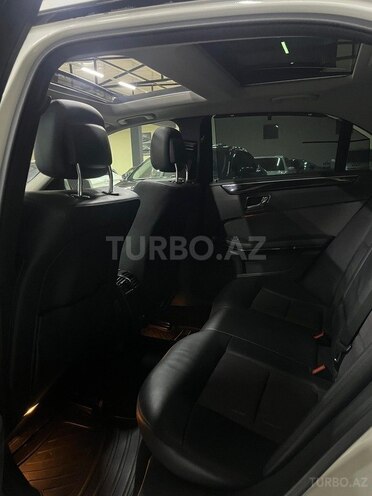 Mercedes E 200 2010, 226,311 km - 1.8 l - Sumqayıt