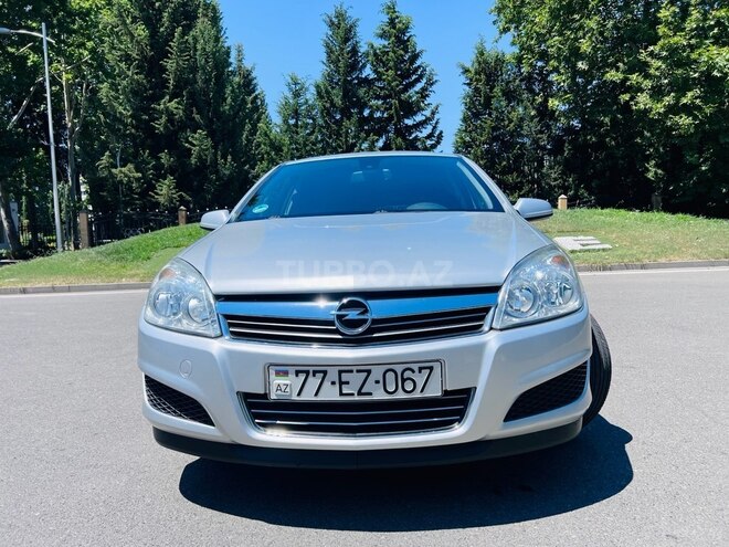 Opel Astra 2008, 239,300 km - 1.4 l - Mingəçevir