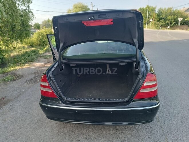 Mercedes E 240 2004, 623,562 km - 2.6 l - Kürdəmir