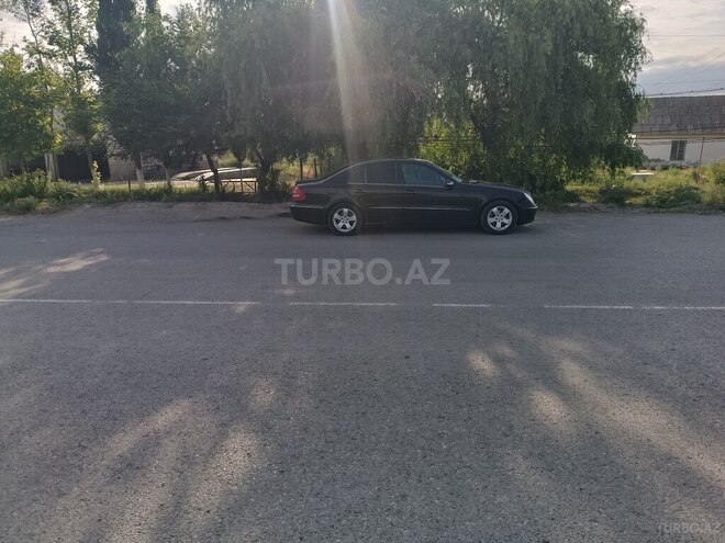 Mercedes E 240 2004, 623,562 km - 2.6 l - Kürdəmir