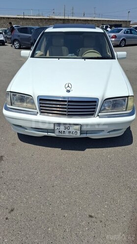 Mercedes C 230 1999, 254,000 km - 2.3 l - Bakı