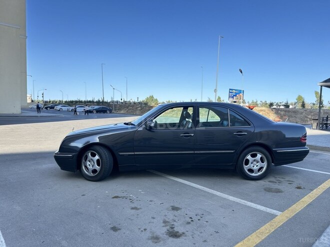 Mercedes E 270 2000, 600,000 km - 2.7 l - Bakı