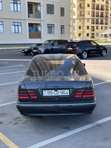 Mercedes E 270 2000, 600,000 km - 2.7 l - Bakı
